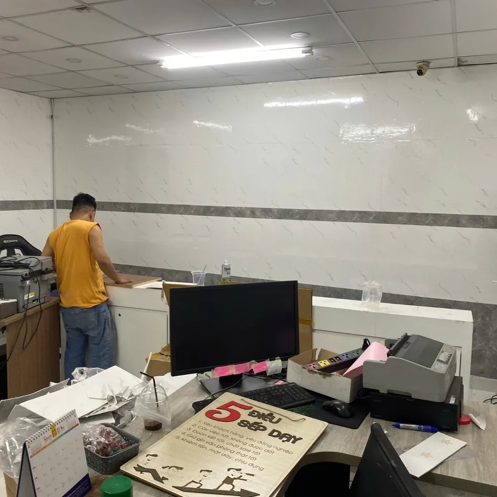 Công Trình Thi Công Xốp Dán Tường Tấm PVC Đá Trắng Ít Vân Cho Công Ty-8(2)_9